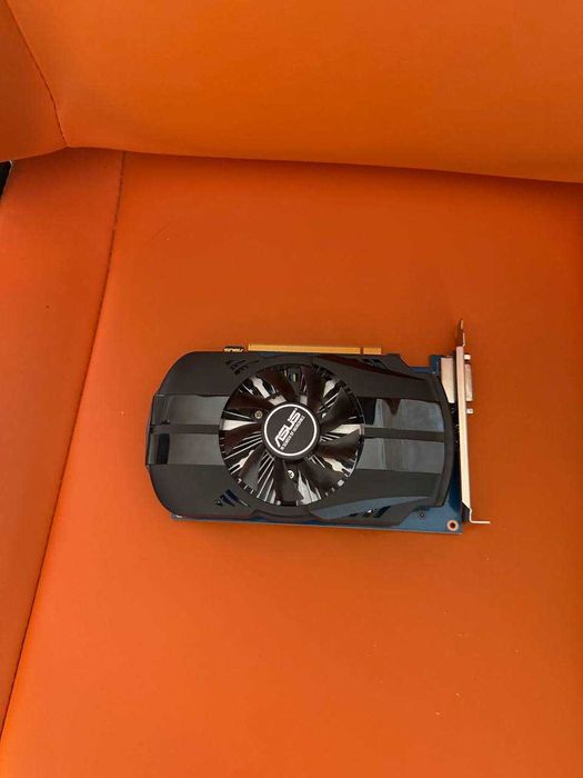 видеокарта  GT1030