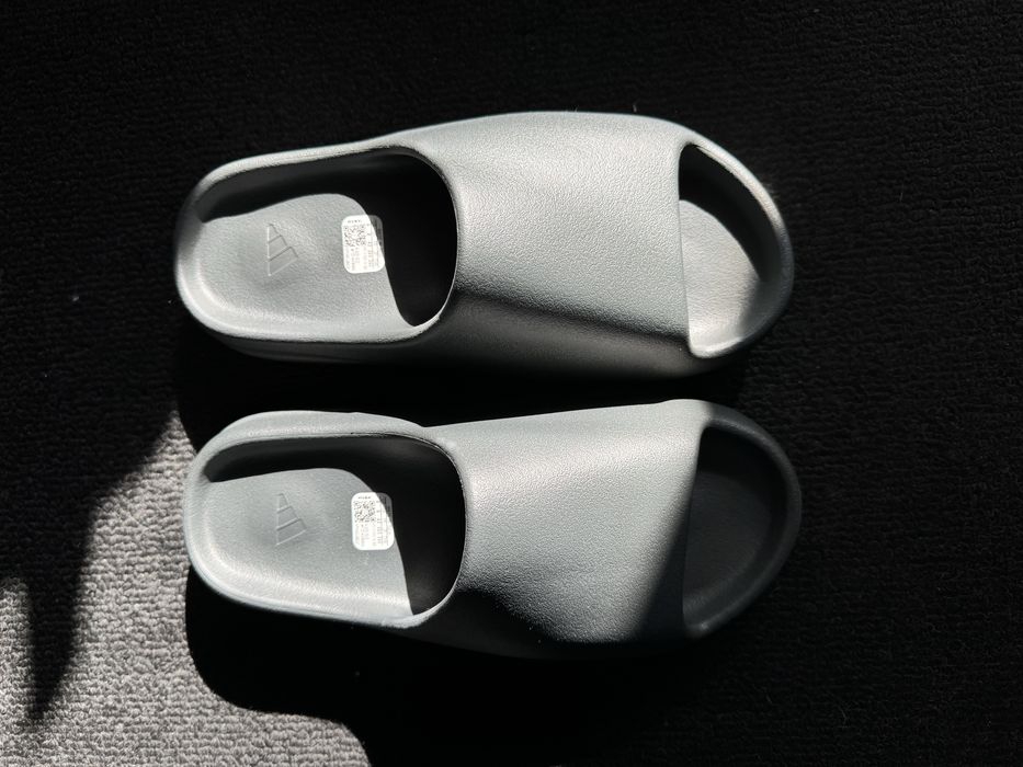 Yeezy slides slate grey