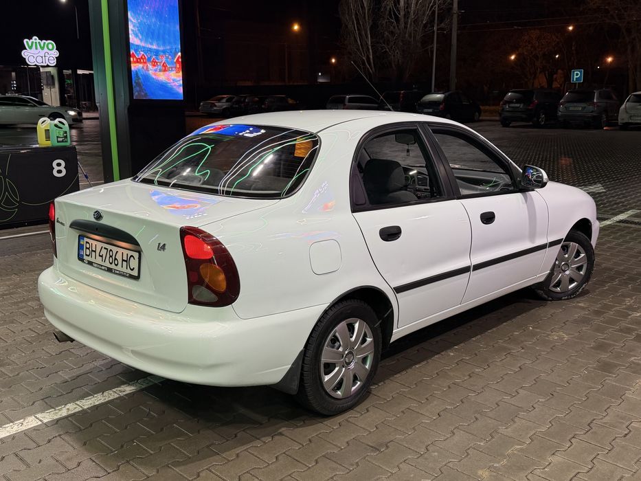 Продам Ланос на автомате 16г