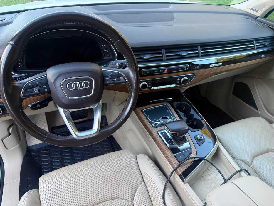 Продається Audi Q7 2017