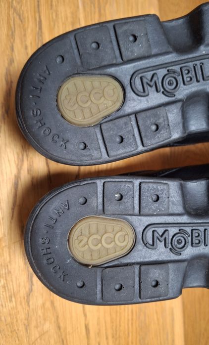 Półbuty męskie skóra czarne Ecco Mobile Eu 43