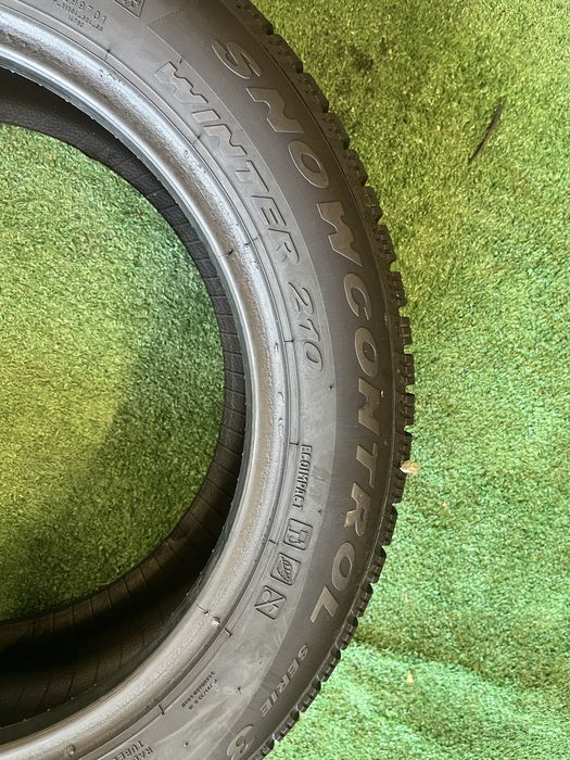 2x205/55R16 Pirelli SnowControl