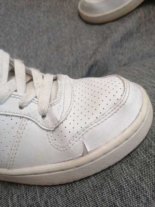Nike court borough 36