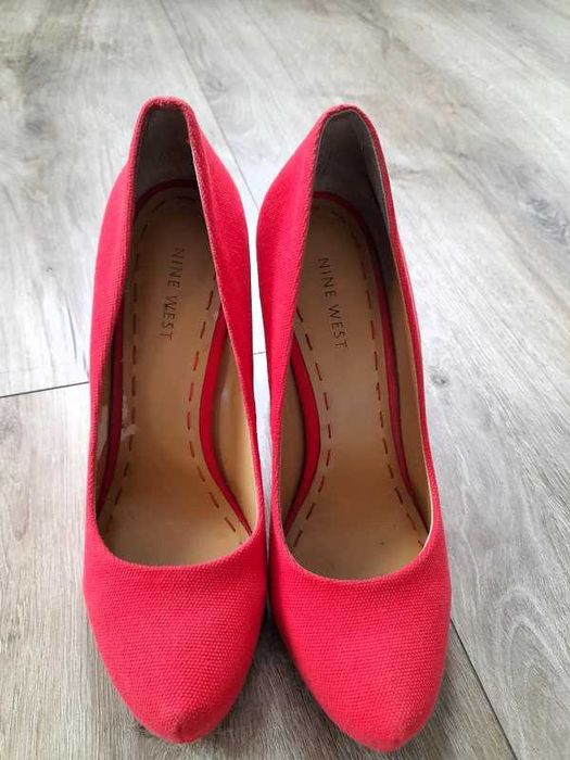 Nine West czółenka na słupku