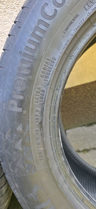 Continental Premium Contact 7 235/60 R18 V XL