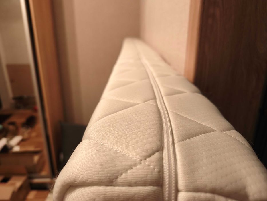 Матрац беспружинний JYSK Dreamzone Gold F30 Wellpur 200х140х18см білий