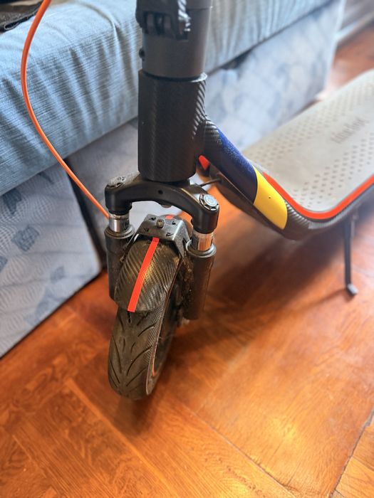 Самокат електро Ninebot KickScooter f65i