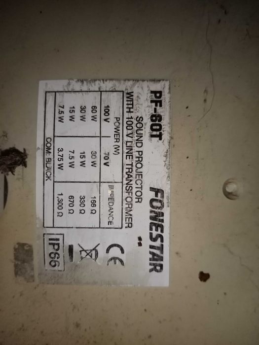 altifalantes cor bege