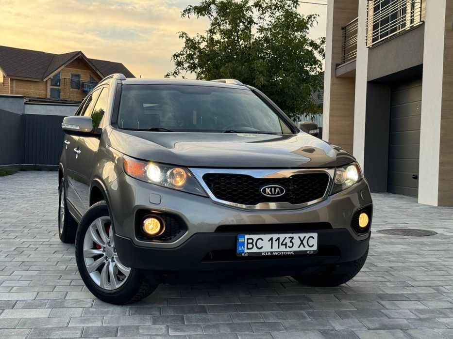 Kia Sorento 2011 автомат
