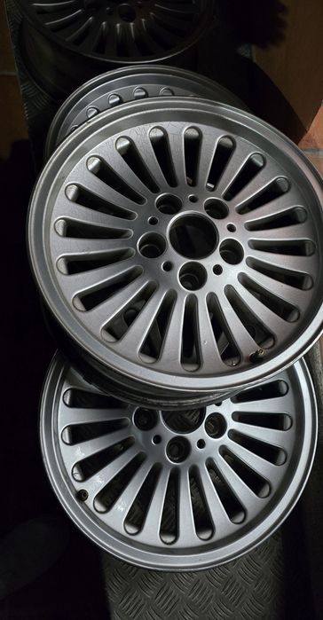 Jantes r16 5x120 7j et20 bmw style 33
