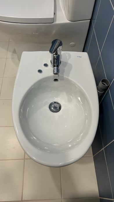 Bidé da marca Sanitana