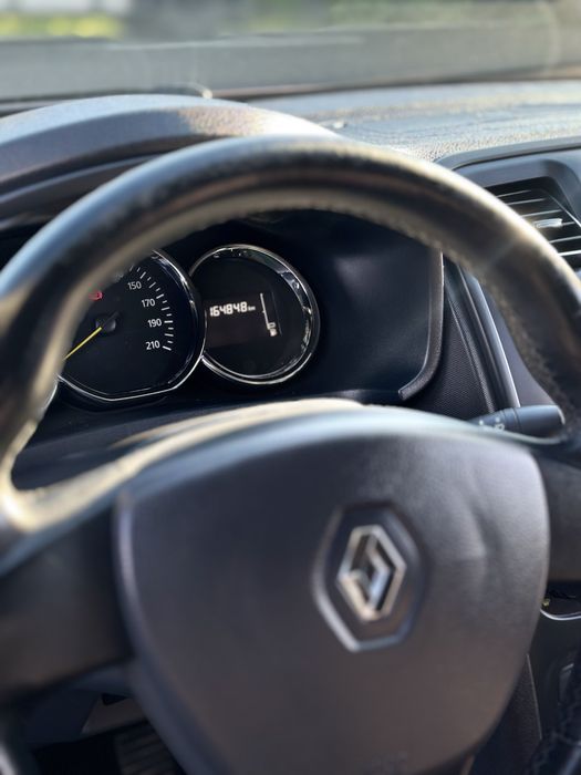 Renault Logan 2013