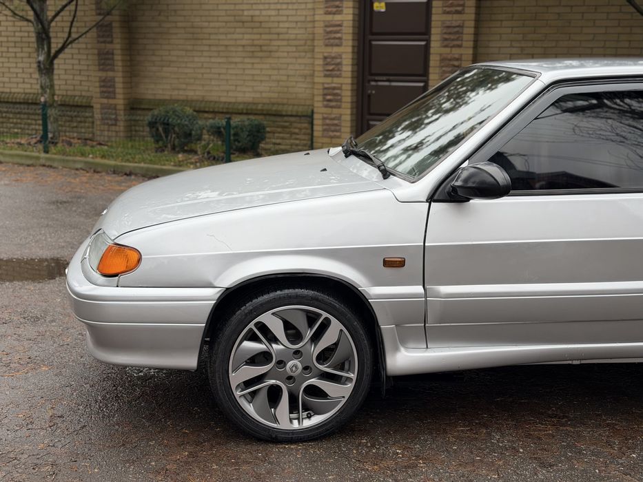 ВАЗ 2113 2007 1.6 8V