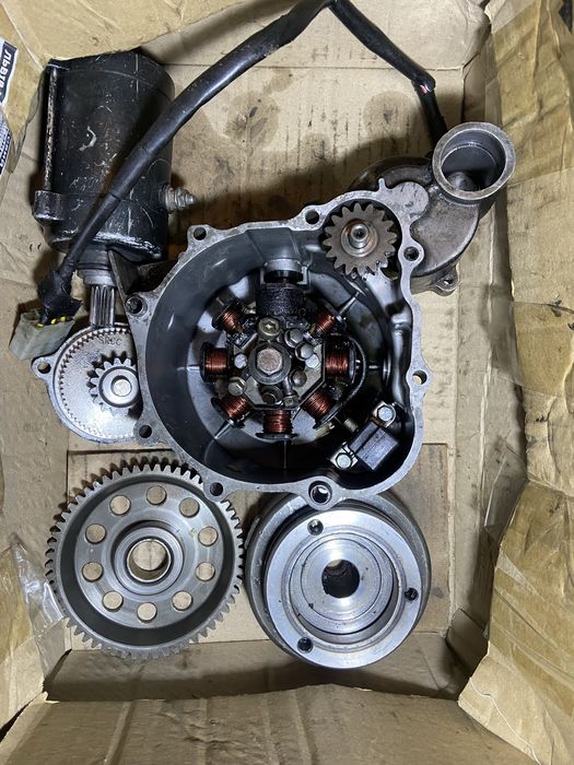 Продам двигун по запчастинам від bse j10(172fmm)