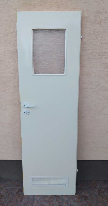 Sprzedam drzwi 6 sztuk, wewnętrzne, pokojowe, łazienkowe, przeszklone