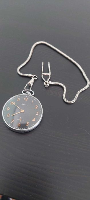 Relógio Molnija (russo) de corda - em óptimo estado funcional/estético