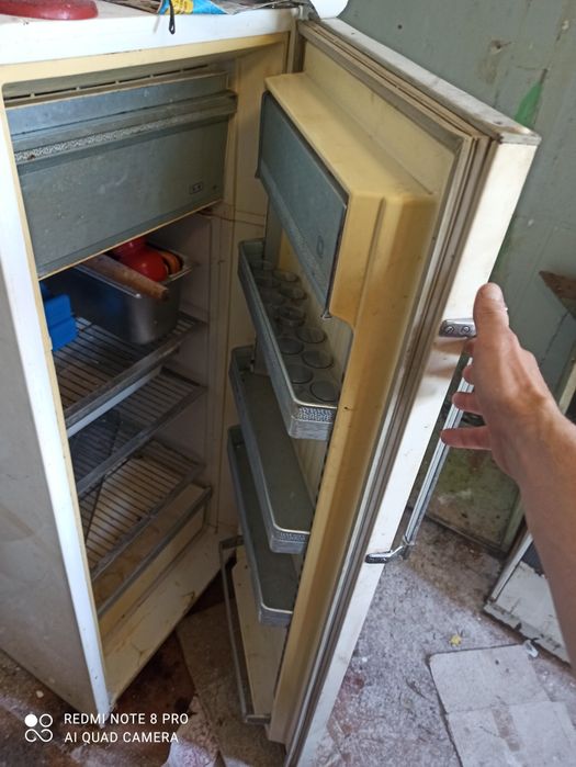 Продам Холодильник ЗмЛ