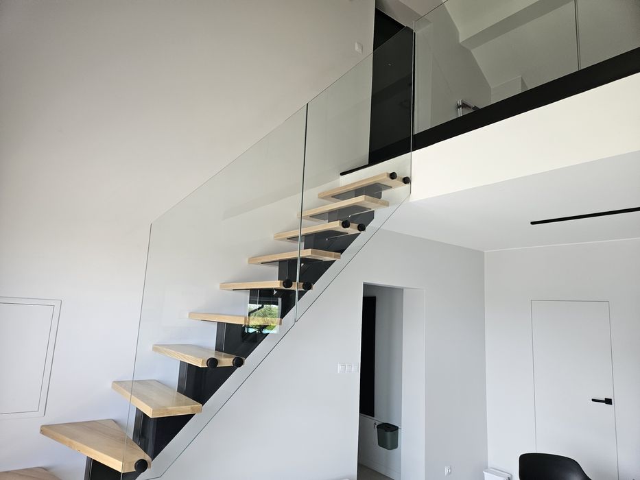 Balustrada szklana na wymiar