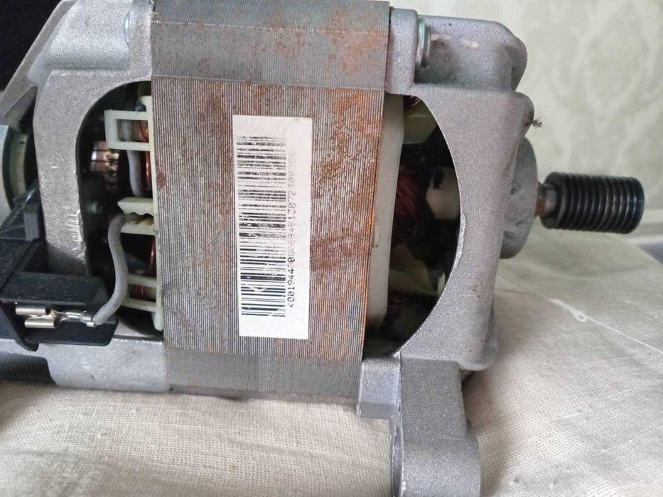 Двигун (мотор) від пральної машини Candy Б/У