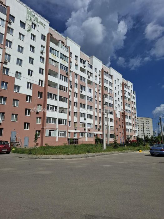 Продам 2 ком ЖК Птичка метро Академика Павлова Д 19