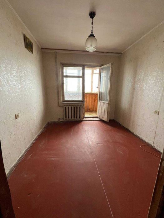 4-кімнатна квартира на вул. Ак.Вільямса