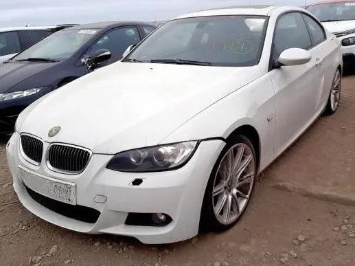 BMW SERIE 3 E92 COUPE PACK M 325i 3.0i 16V 218CV N53B30A E90 E91 E93
