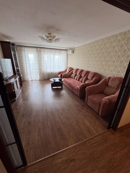 Продаж 4-х кімнатної квартири м. Біла церква