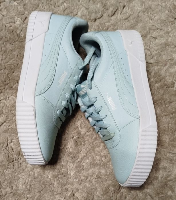 Buty sportowe damskie skórzane Puma rozmiar 40 stan idealny