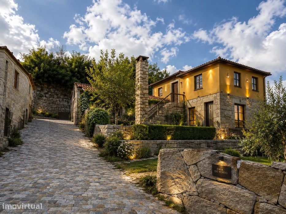 Quinta de Encanto no Douro | 7.000 m2 de Natureza, Tranquilidade e Pot