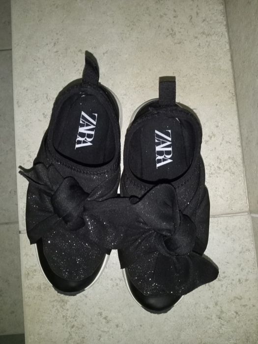 Roupa e calçado marca Zara