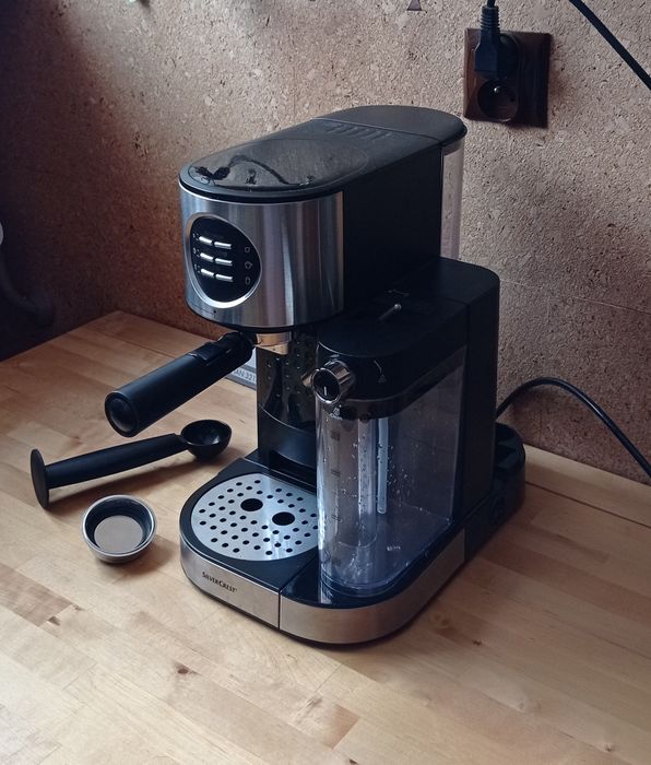 Kolbowy ekspres do kawy SilverCrest Lidl