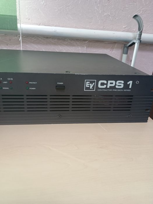Підсилювач Electro voice CPS-1