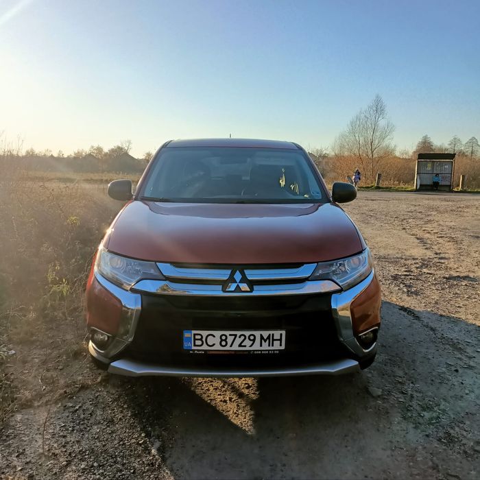 Mitsubishi Outlander Se