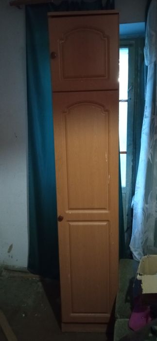 Шкаф - пенал одностворчатый с антресолью