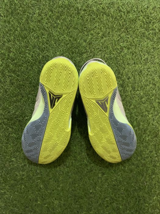 Баскетбольні кросівки nike