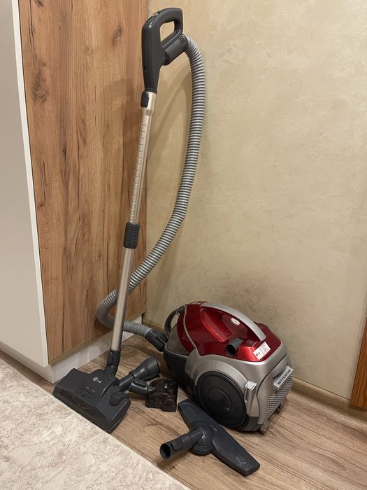 Пилосос LG VK8810HUMR Kompressor