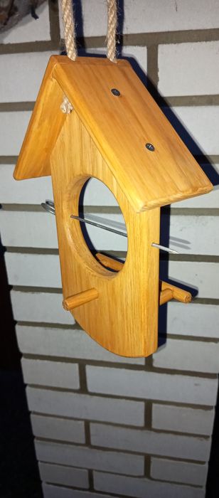 Годівничка для птахів