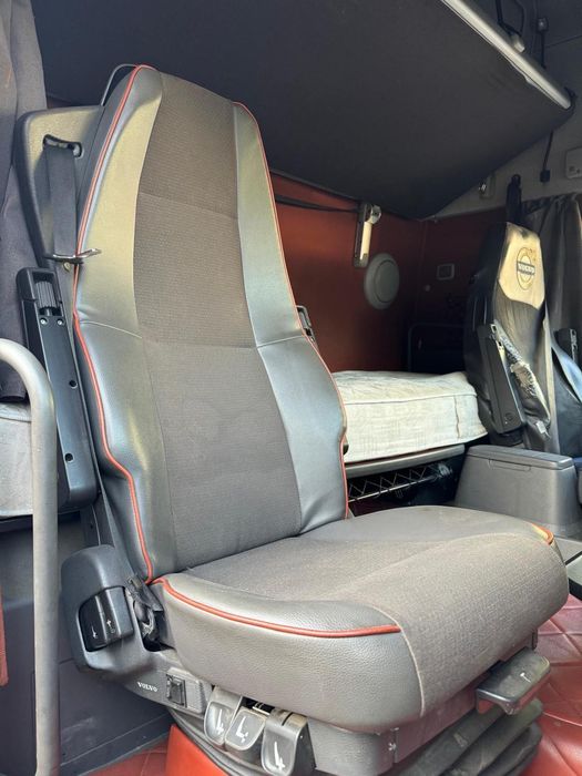 Volvo FH16 540 6x2 Show