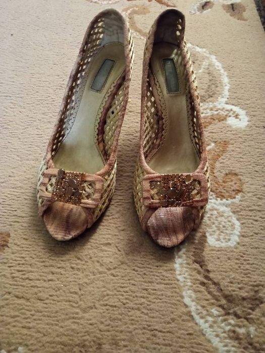 Туфли женские с открытым носком