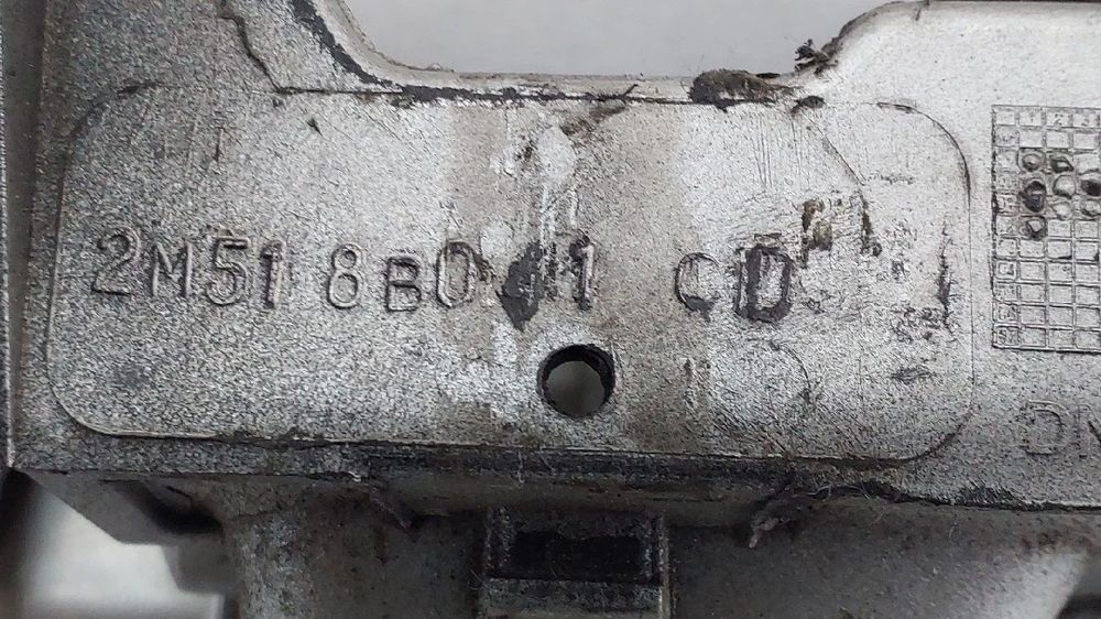 Frente em fibra ou chapa FORD Focus I Carrinha (DNW)