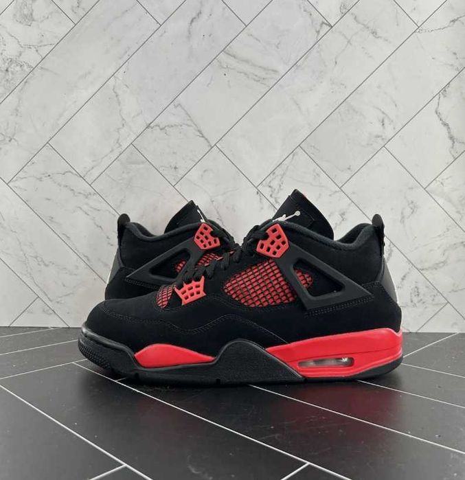 Jordan 4 Retro Red Thunder R.40