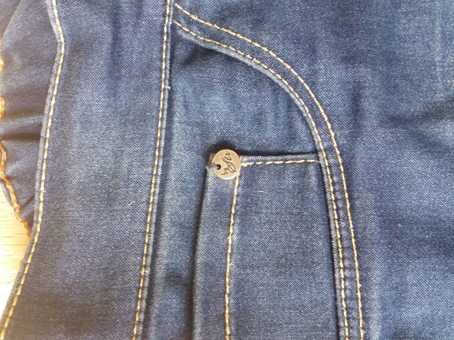 Jeans-spodnie ciążowe stradivarius!
