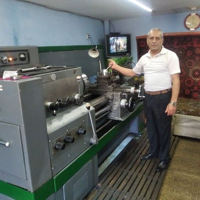 Токарні роботи різної складності