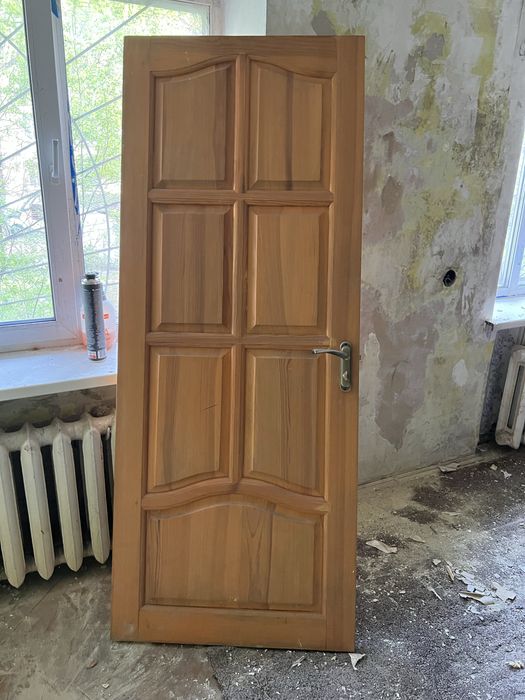 Продам 4 двері деревʼяні