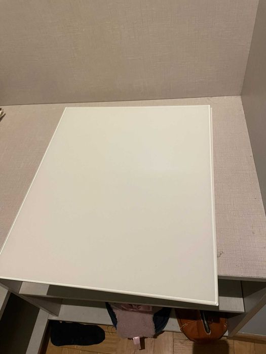 Tampo de vidro para cabeceira MALM - IKEA