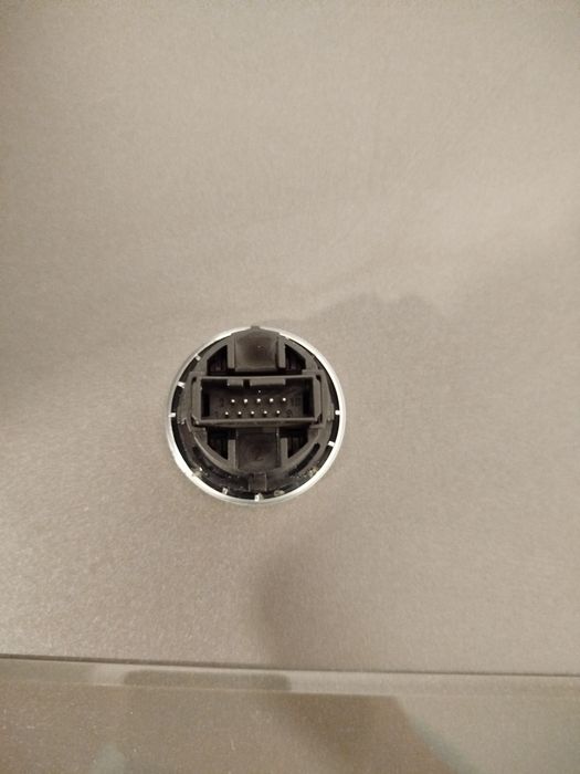 Vendo material BMW e8x