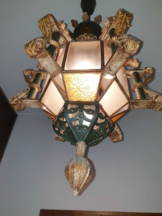 Belíssimo candeeiro vintage metal e vidro 88x35cm