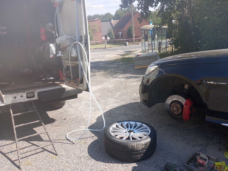 Serwis mobilny wulkanizacja 24/7 naprawa aut