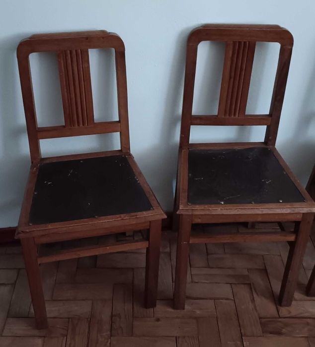 Cadeiras seis, em bom estado vintes pouco uso
