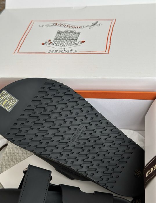 Щльопанці Hermes 38 розмір